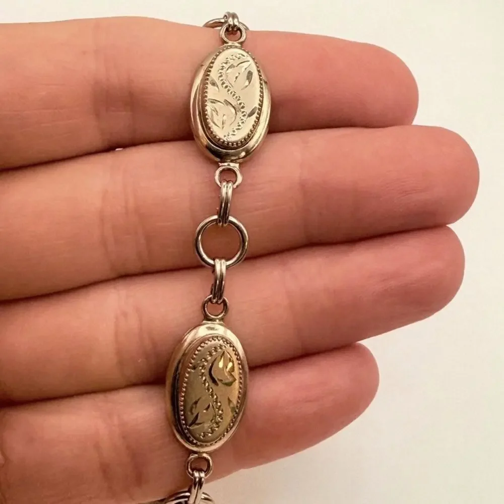 Vintage Mid-Century Silver Tone Floral Etched Oval Panel Chain Bracelet 7